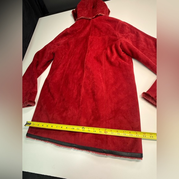 Novelti Petite for Lindor Women's Red Hooded Coat Faux Suede Size Medium - Picture 7 of 9